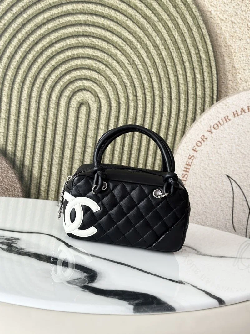 Fashionable Chanel Top Handle Bags 52478