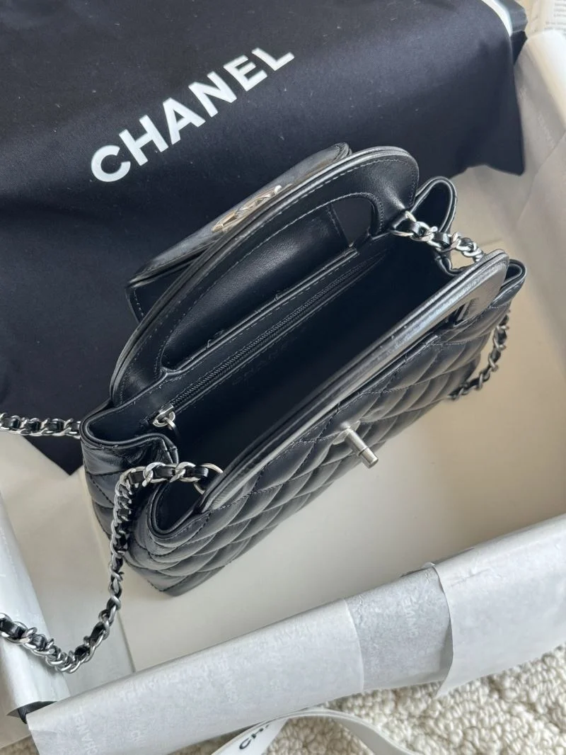 Chanel Top Handle Bags TechFriendly 52461