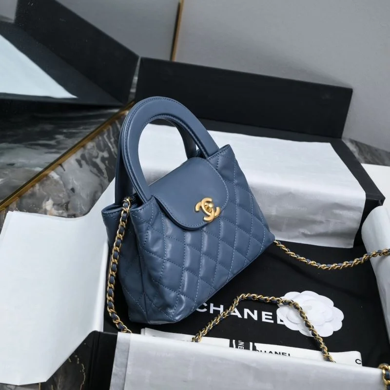 Versatile Chanel Top Handle Bags 54442