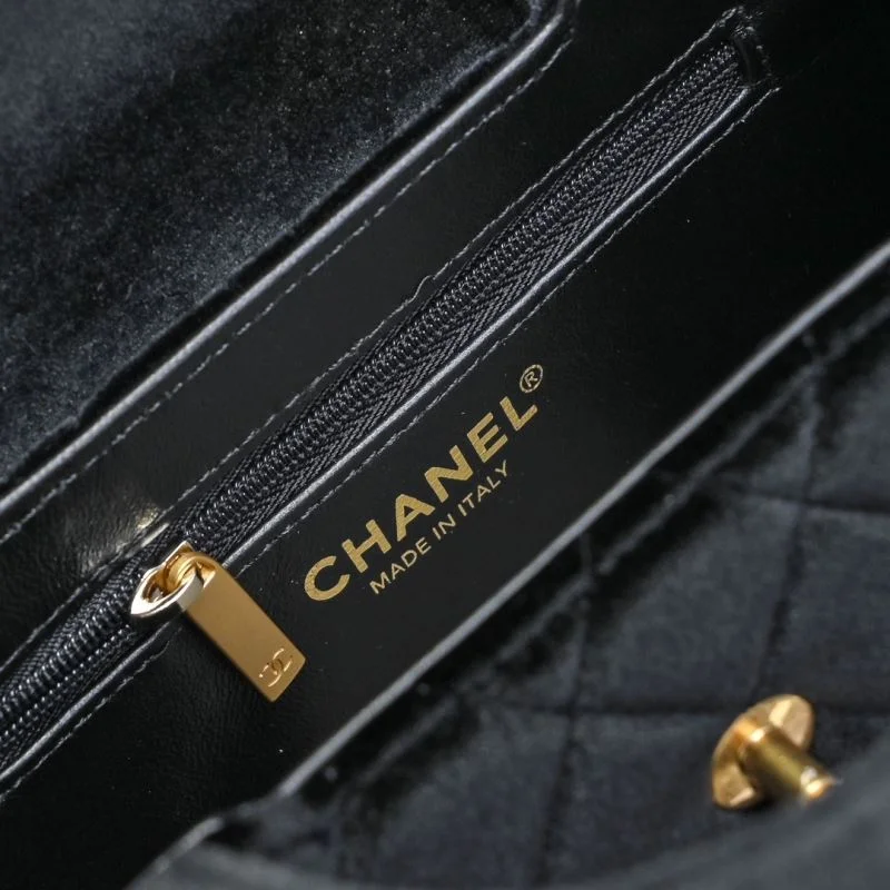 Soft Chanel Top Handle Bags 54469