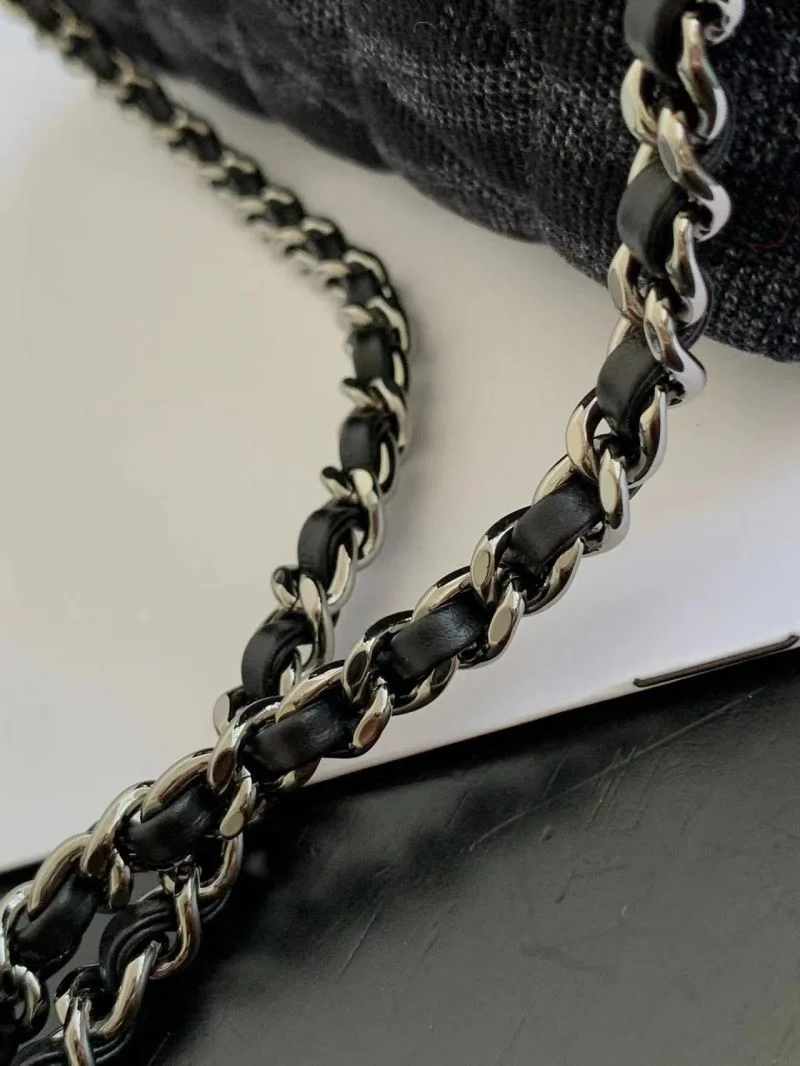 ZipUp Chanel Top Handle Bags 54404
