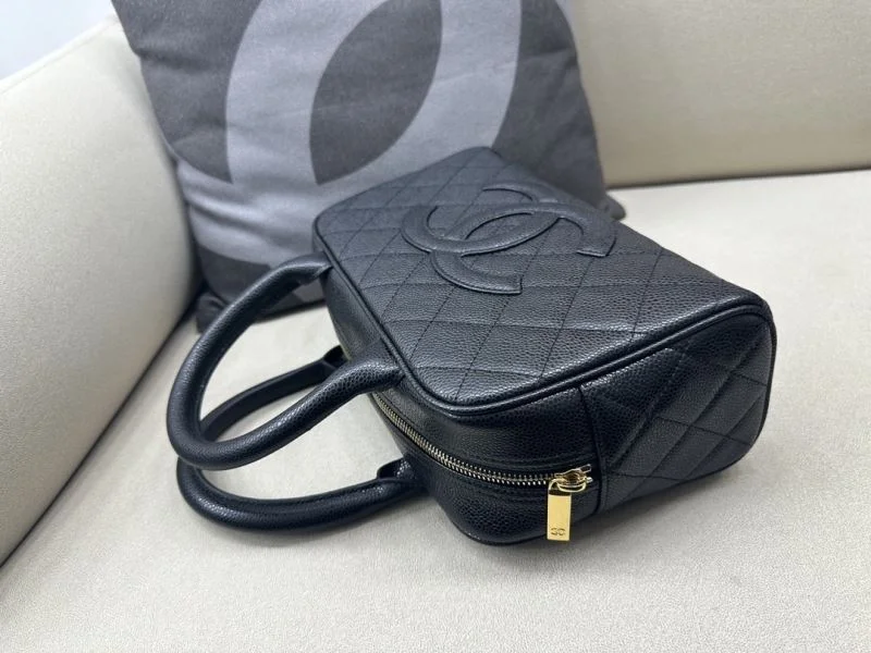 Lightweight Chanel Top Handle Bags 54400