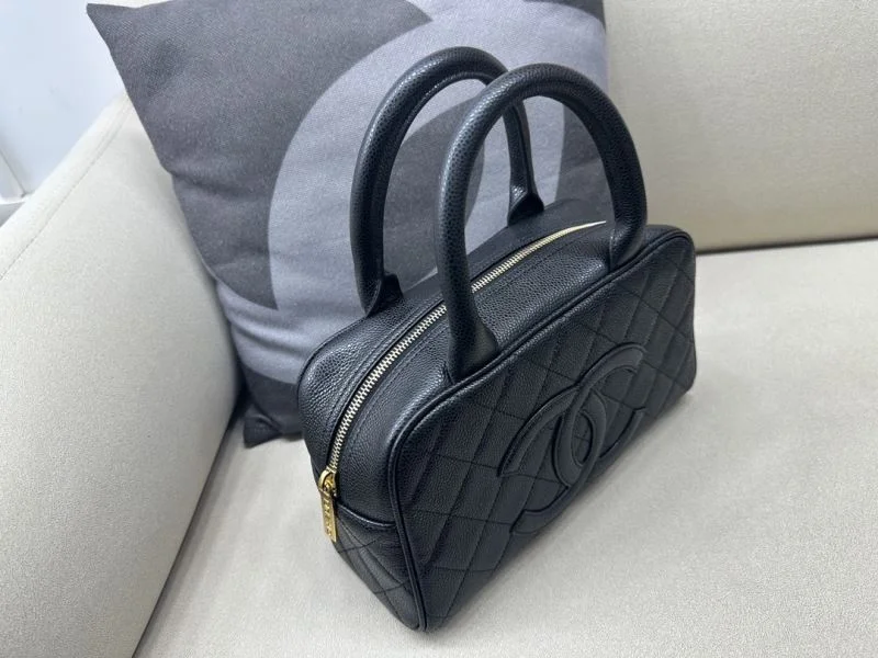 Lightweight Chanel Top Handle Bags 54400