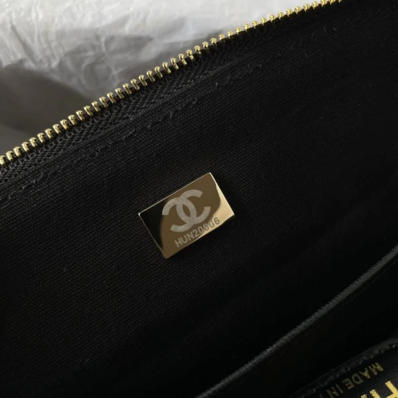 Lightweight Chanel Top Handle Bags 54360