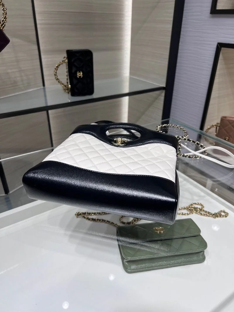 Chanel Top Handle Bags RelaxedFit 54348
