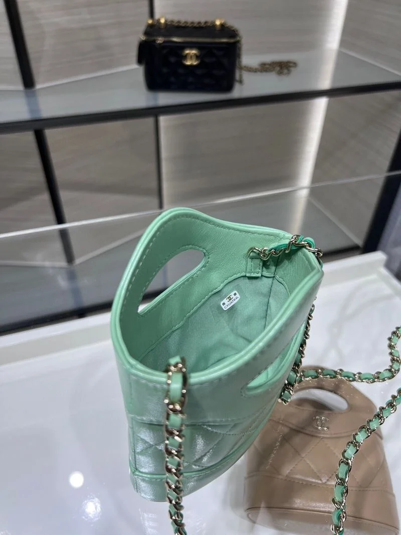 WellDesigned Chanel Top Handle Bags 54377