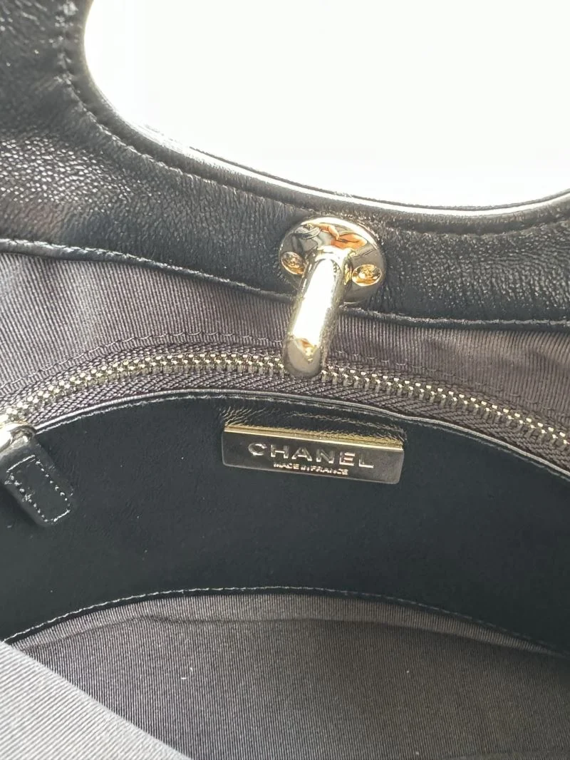 WellDesigned Chanel Top Handle Bags 54311