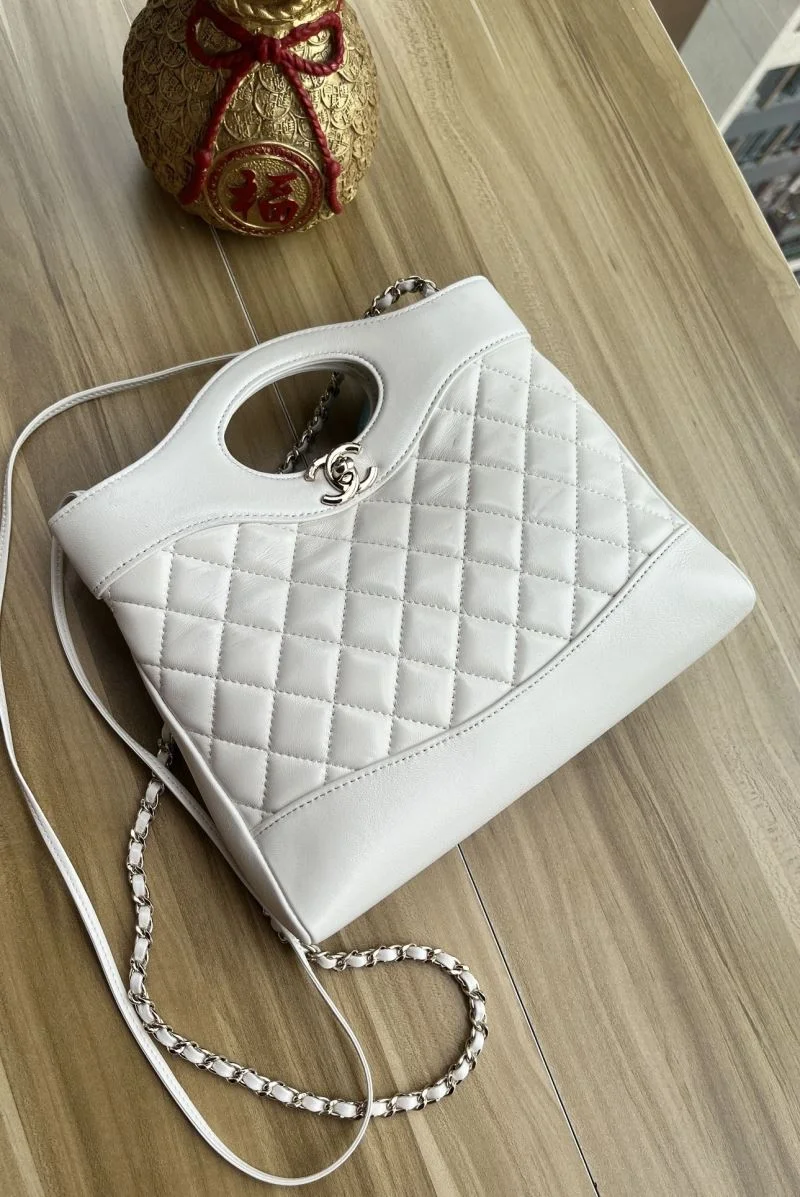 Flexible Chanel Top Handle Bags 54300