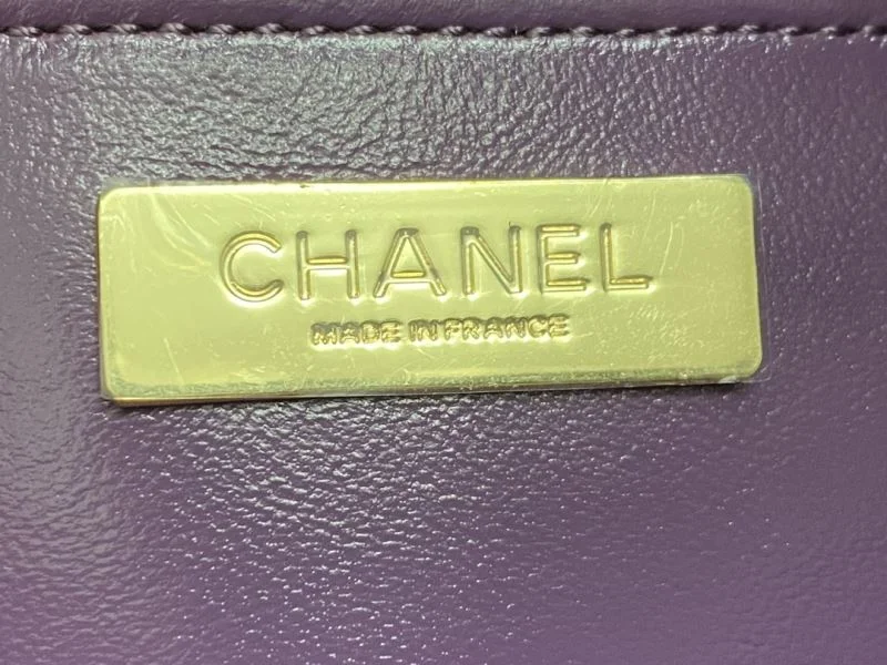 Trendsetting Chanel Top Handle Bags 54318