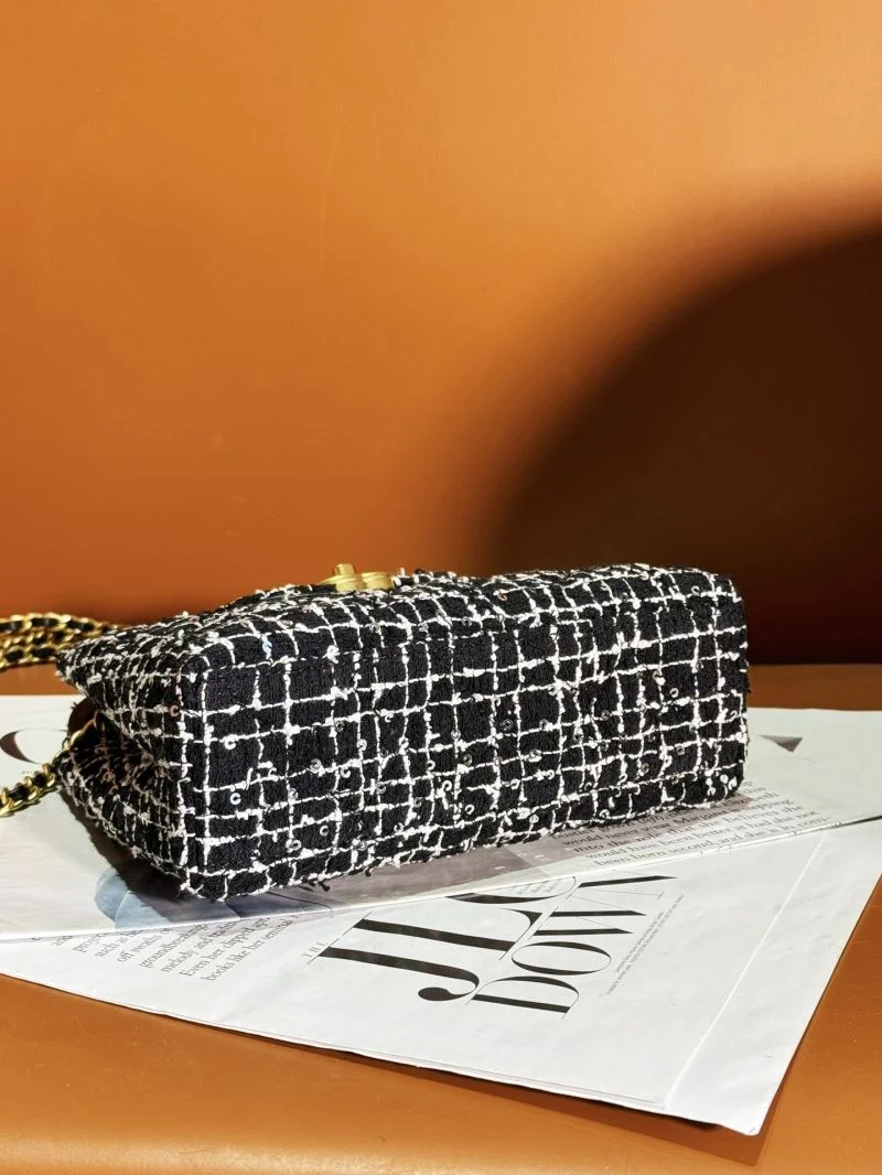 FashionForward Chanel Top Handle Bags 54261