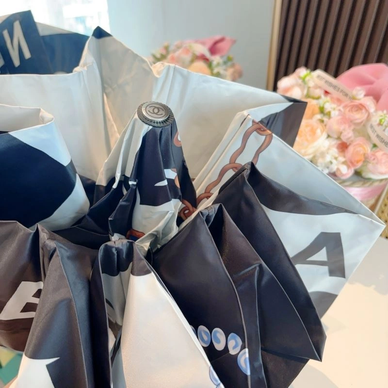 Chanel Umbrella UrbanChic 275039
