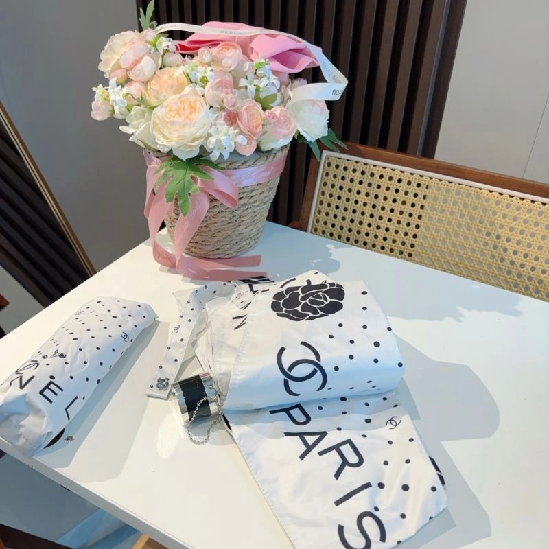 Supportive Chanel Umbrella 274989