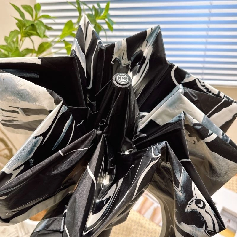 Chanel Umbrella FreshLook 276105