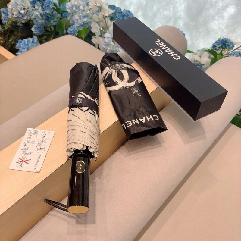 Bold Chanel Umbrella 275877