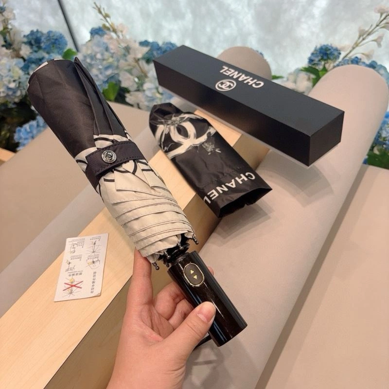 Bold Chanel Umbrella 275877