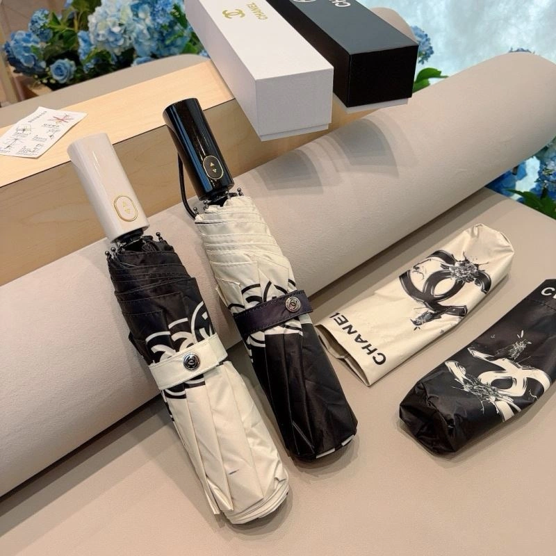 Bold Chanel Umbrella 275877
