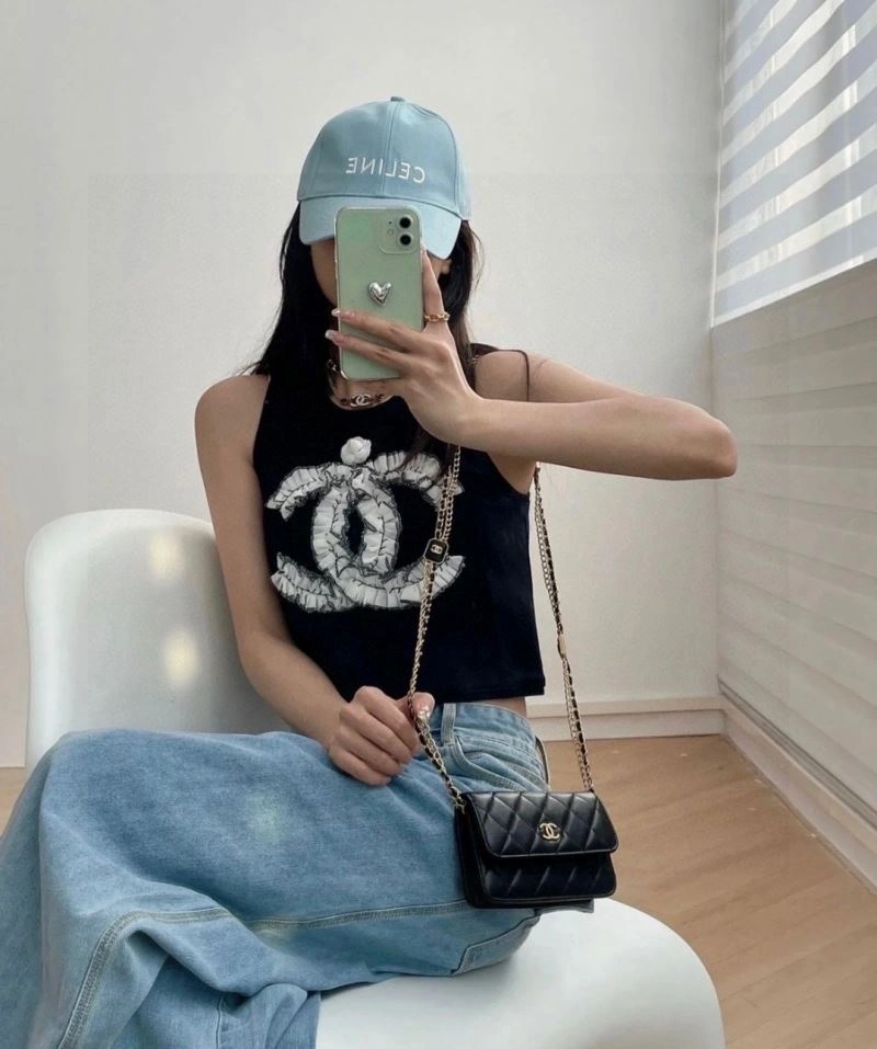 Resilient Chanel Vest 276922