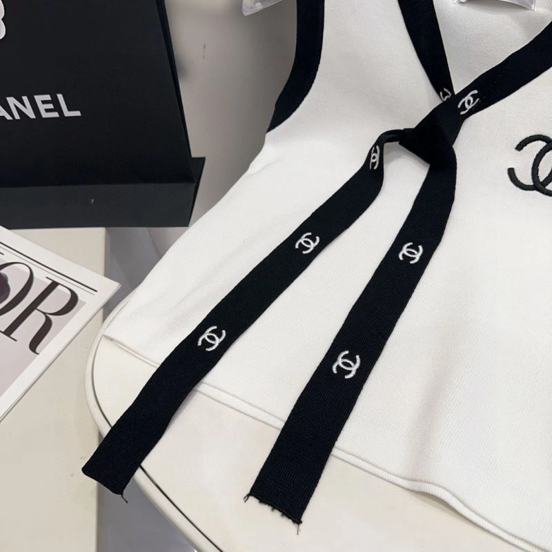 Chanel Vest Minimalist 276919