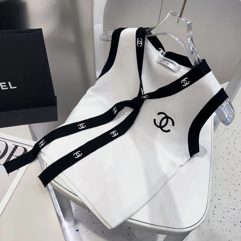 Chanel Vest Minimalist 276919
