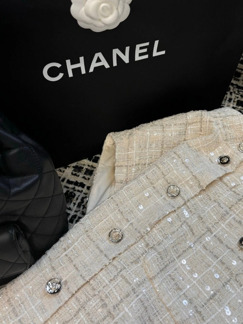 Chanel Vest Bold 109340