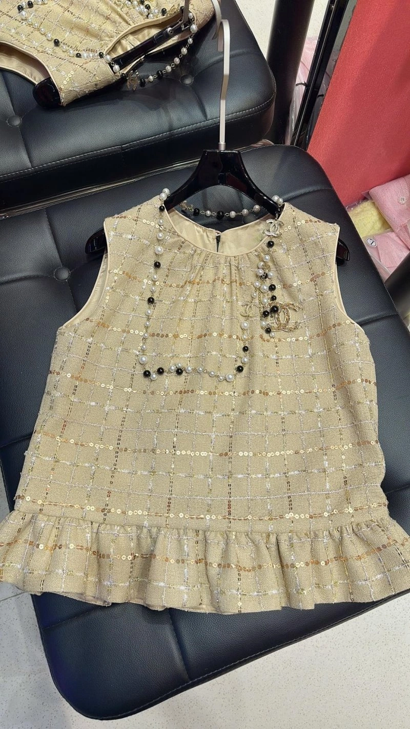 Chanel Vest Cozy 108537