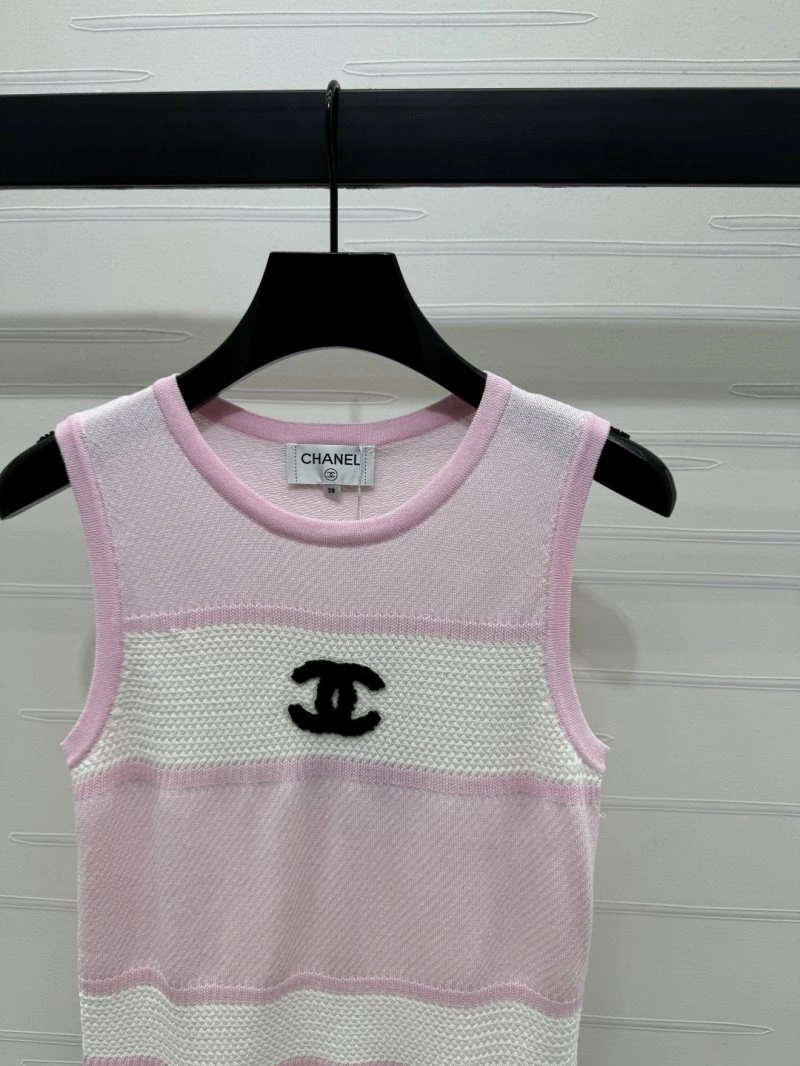 Chanel Vest WellDesigned 108550