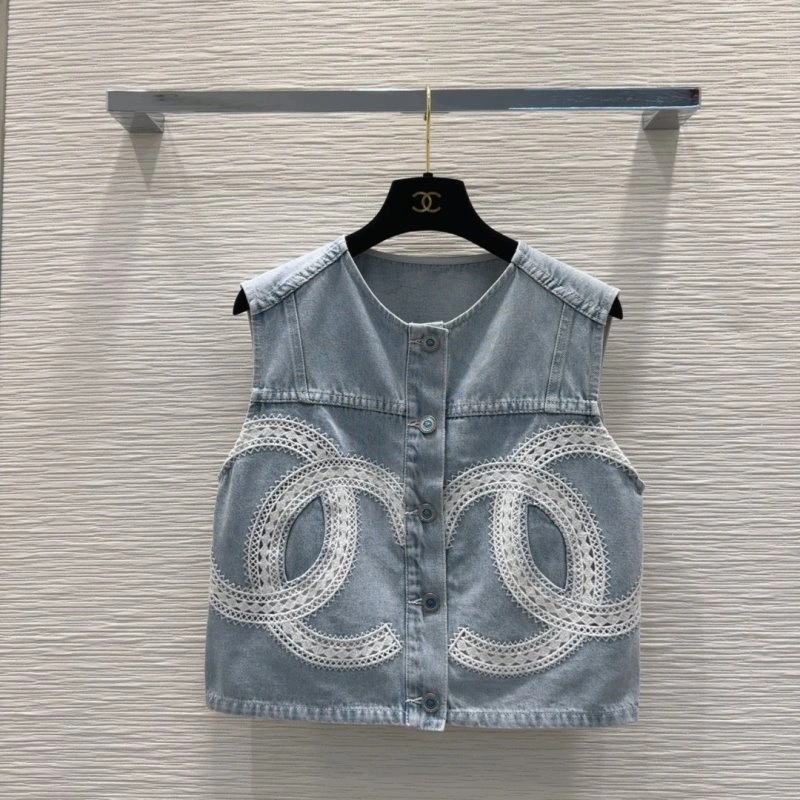 Chanel Vest Timeless 108547