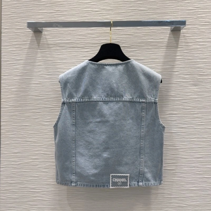 Chanel Vest Timeless 108547
