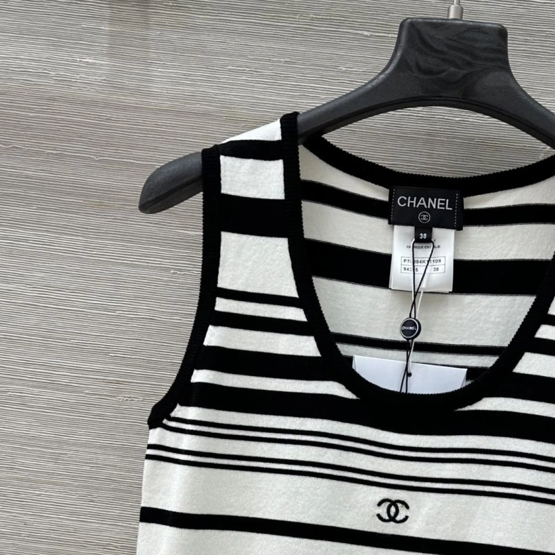Original Chanel Vest 108522