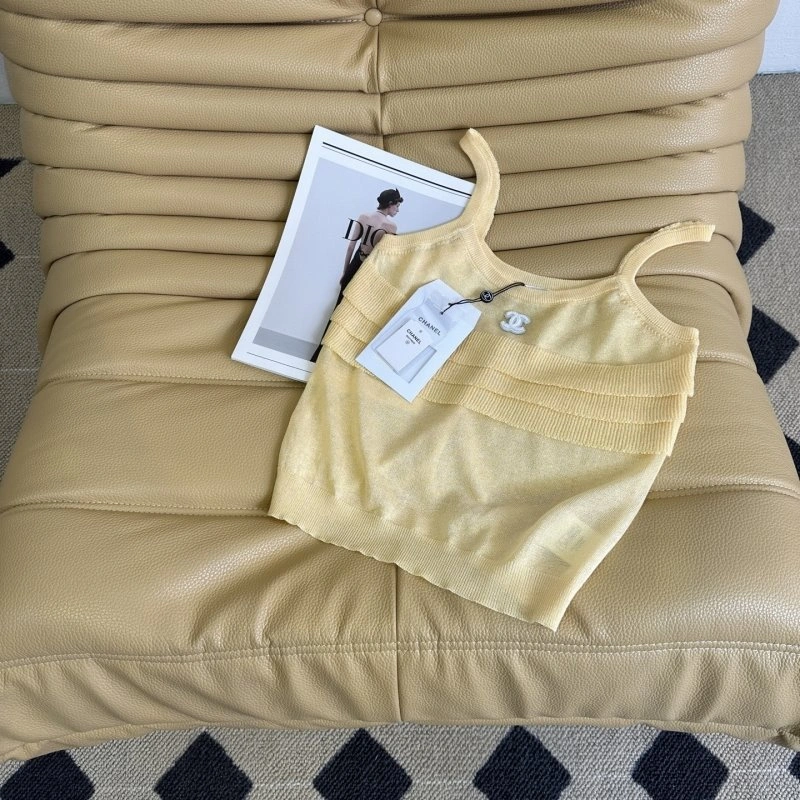 Chanel Vest Sporty 108527