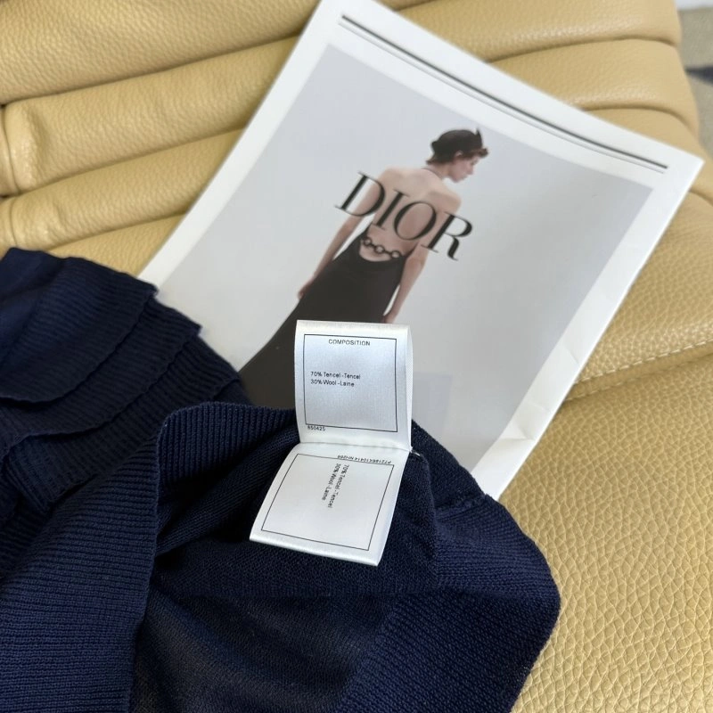 Chanel Vest Sporty 108527