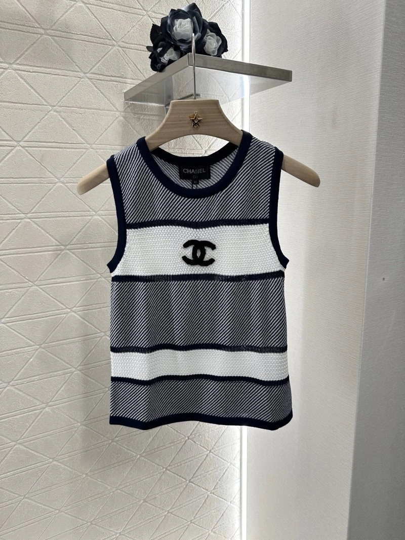 Chanel Vest WeatherProof 108521