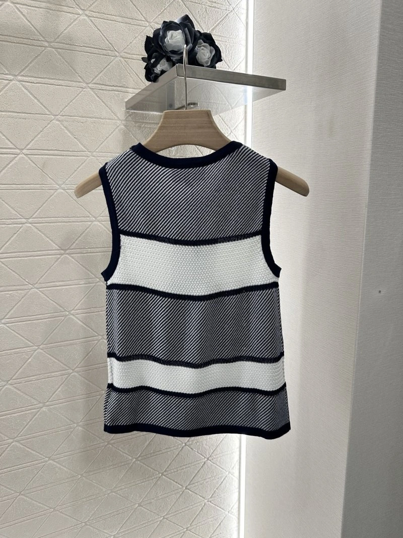 Chanel Vest WeatherProof 108521