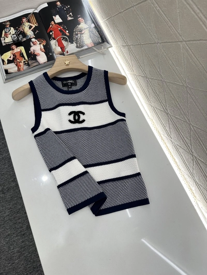 Chanel Vest WeatherProof 108521