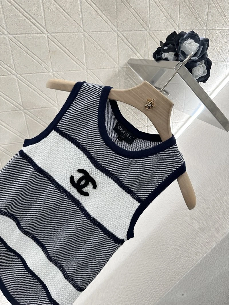 Chanel Vest WeatherProof 108521