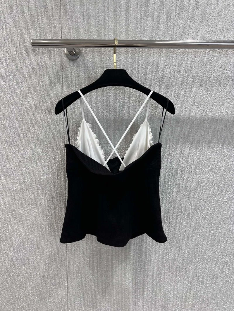 Chanel Vest Sporty 108518