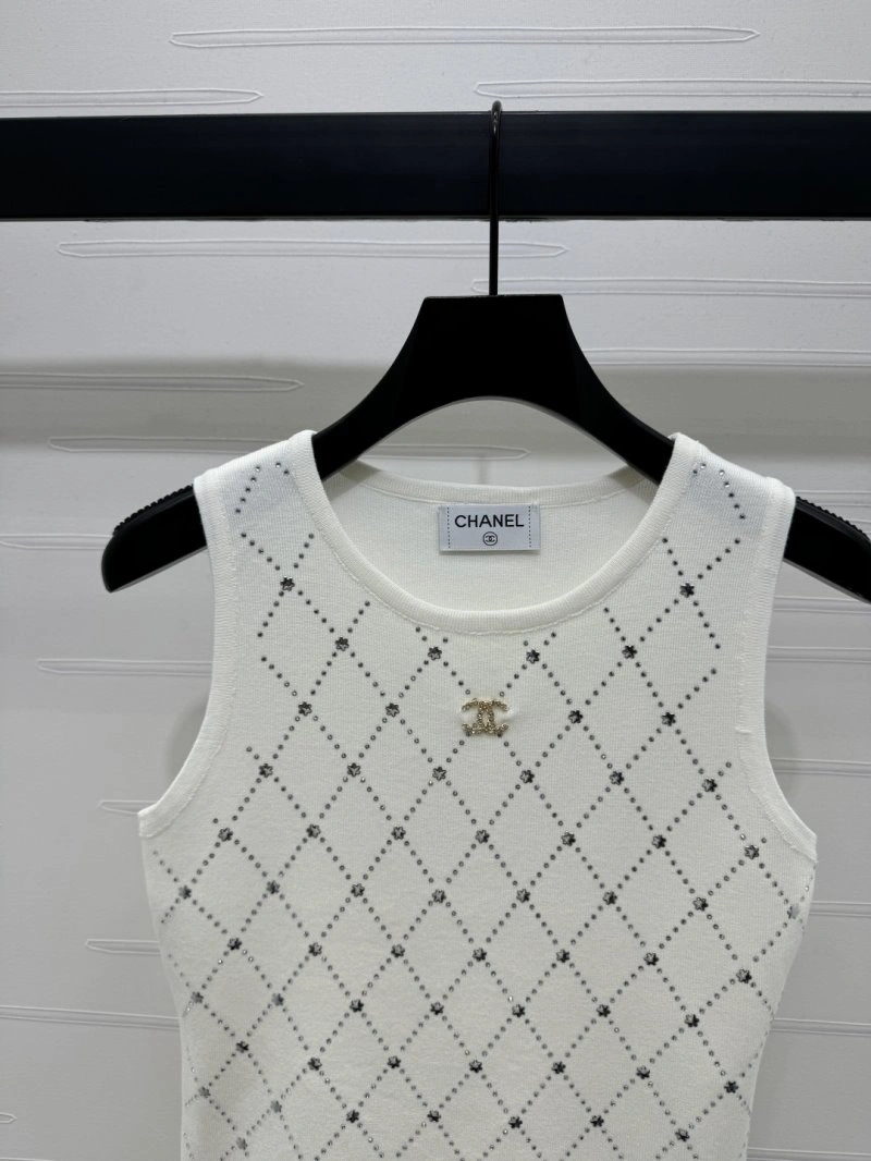 WellDesigned Chanel Vest 108498