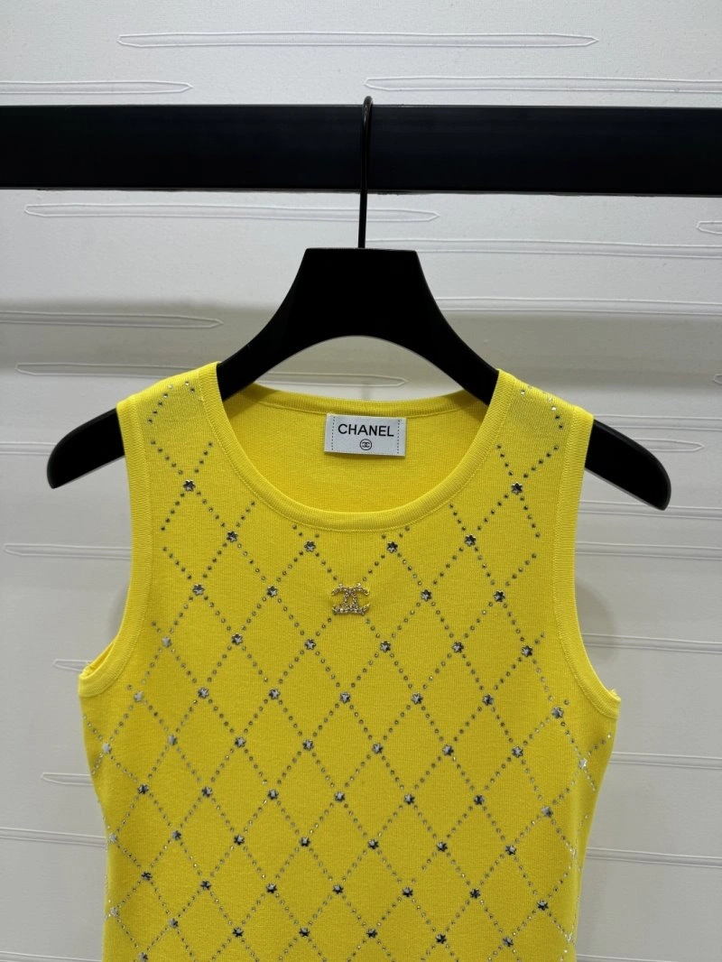 TechFriendly Chanel Vest 108496