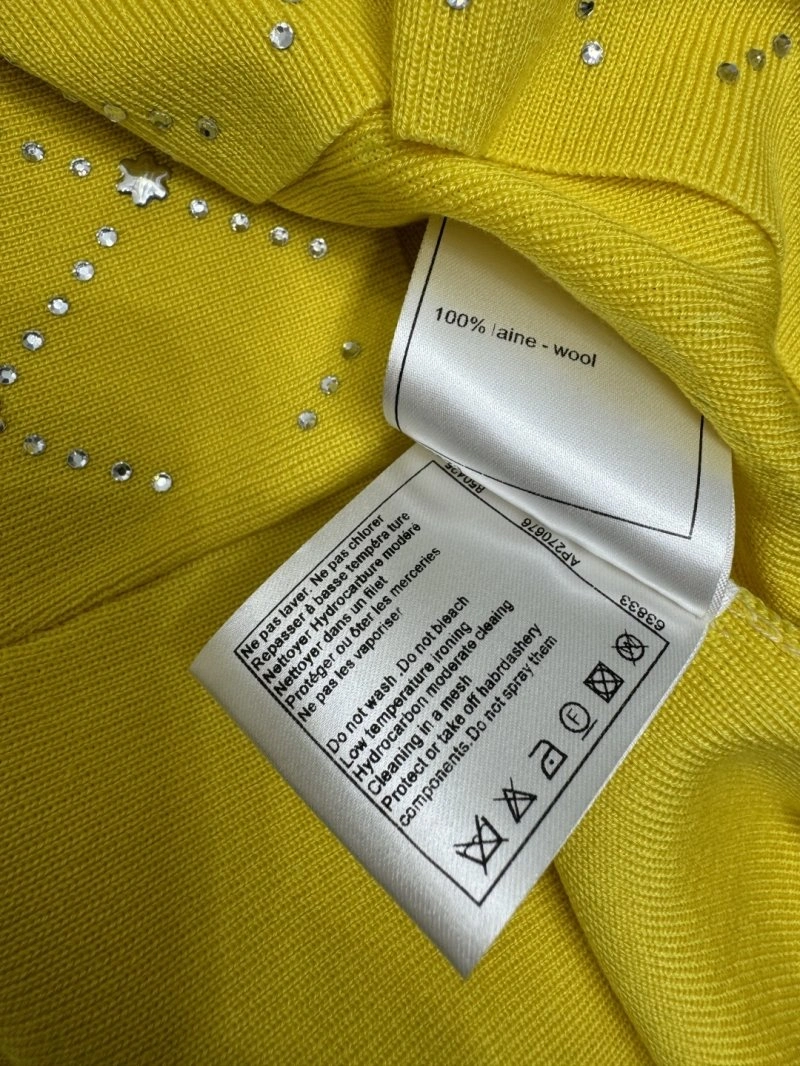 TechFriendly Chanel Vest 108496