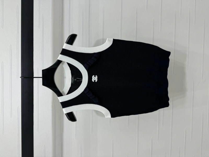 Chanel Vest Bright 108511