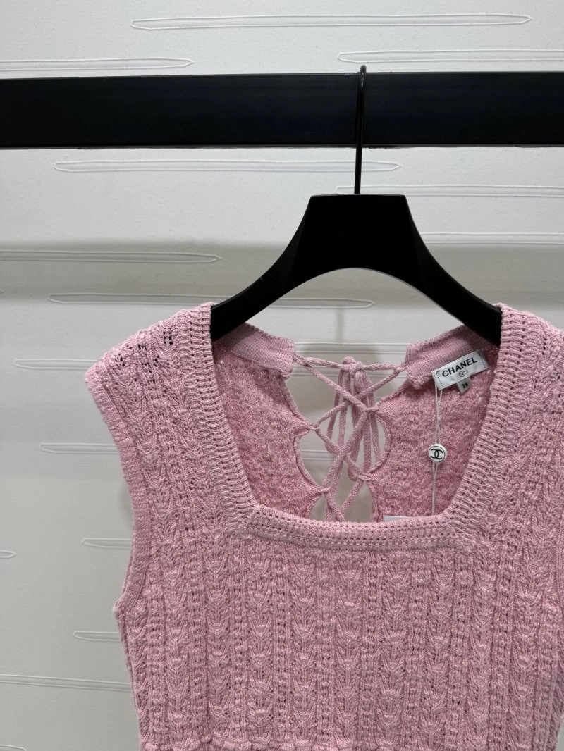 Minimalist Chanel Vest 108494