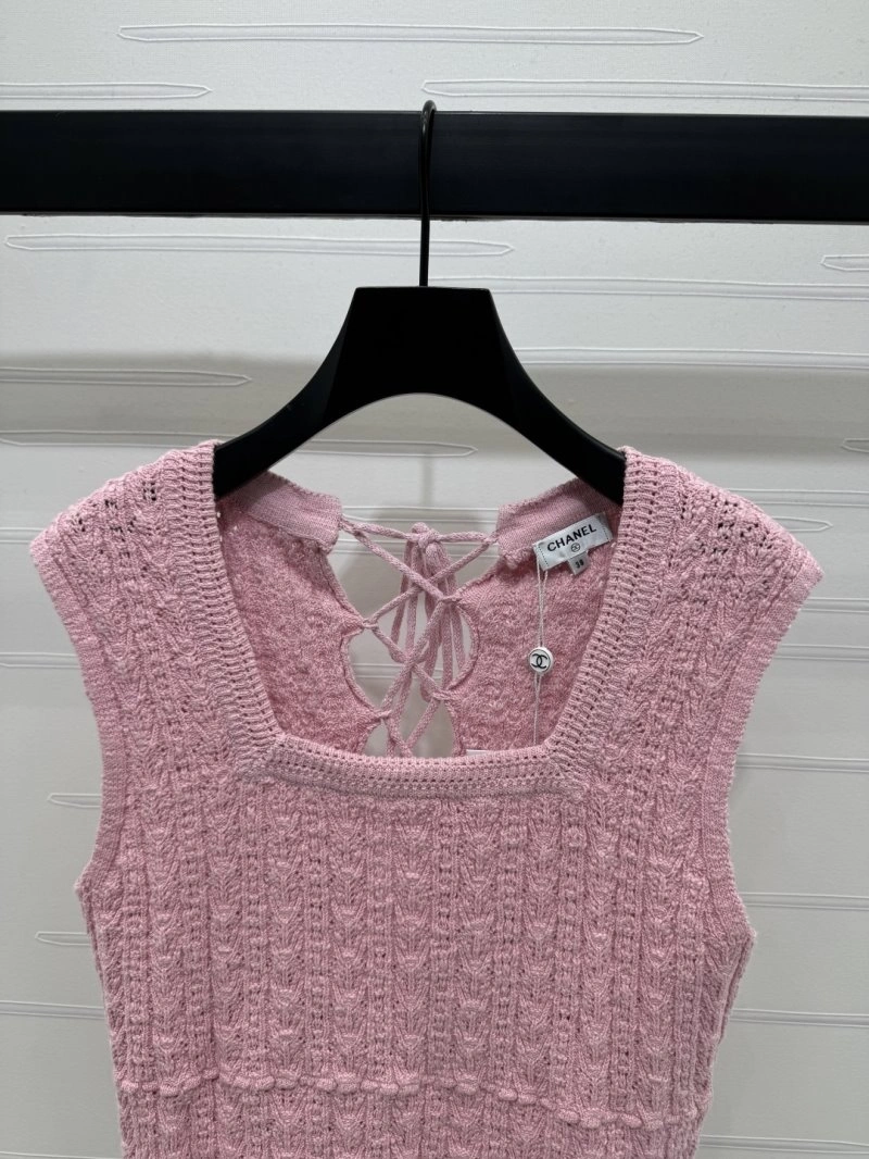 Minimalist Chanel Vest 108494