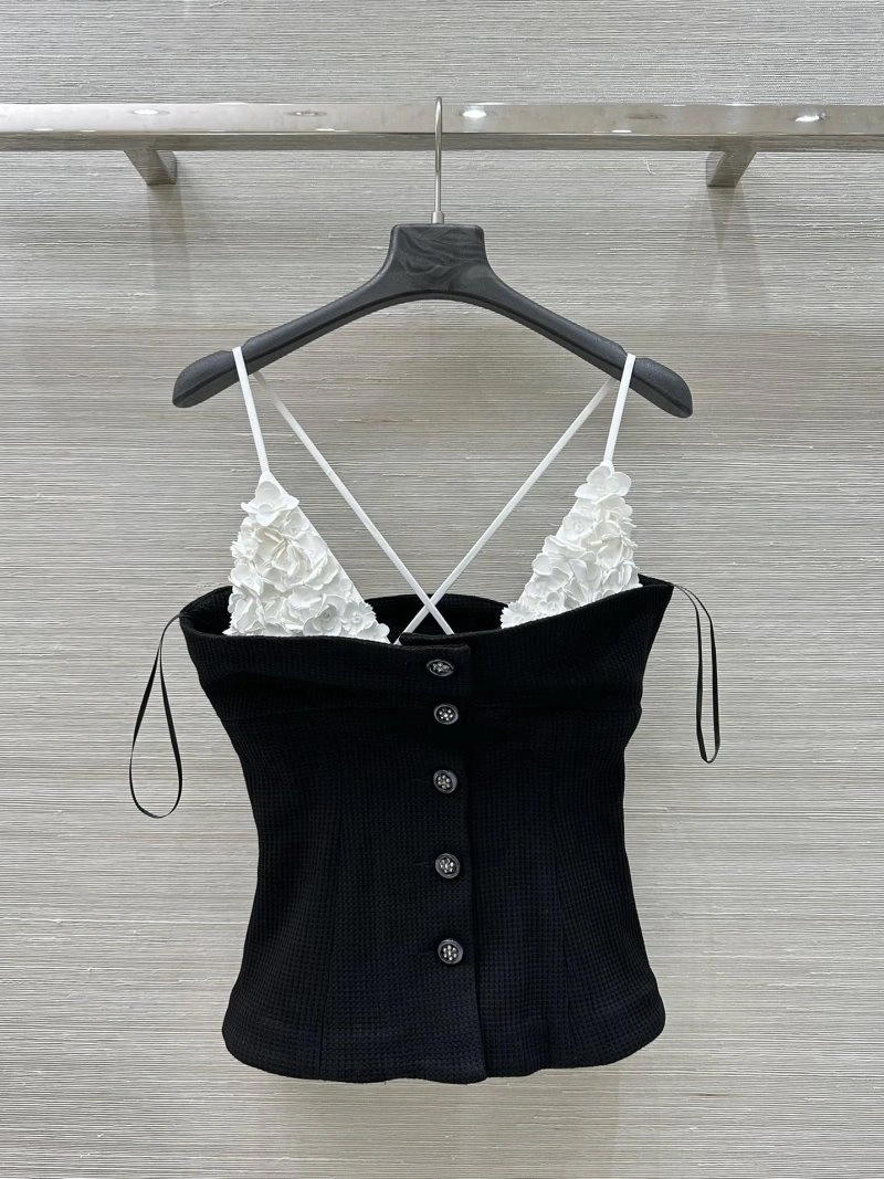 Chanel Vest Lightweight 108510