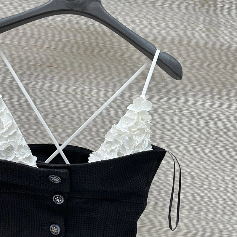 Chanel Vest Lightweight 108510