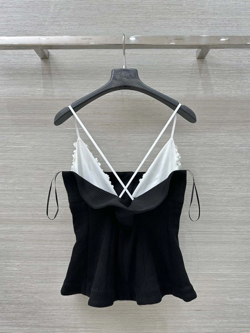 Chanel Vest Lightweight 108510