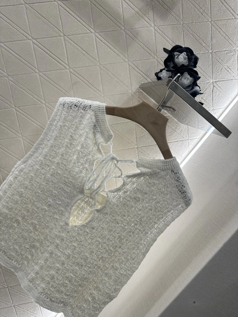 Chanel Vest ModernLook 108504
