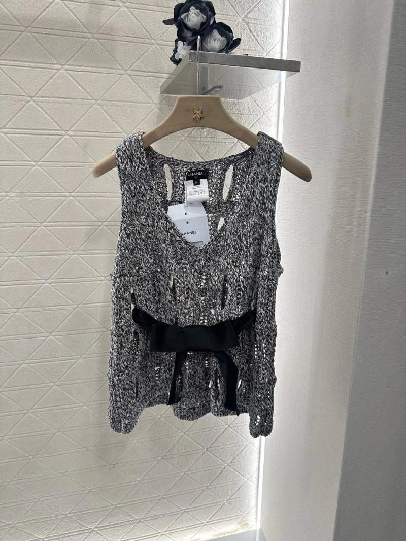 ZipUp Chanel Vest 108500