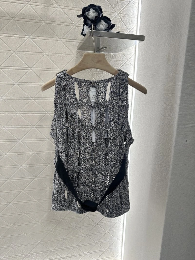 ZipUp Chanel Vest 108500