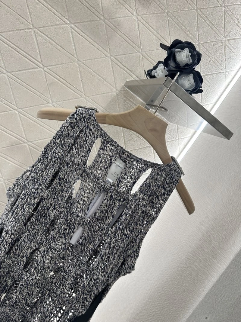 ZipUp Chanel Vest 108500