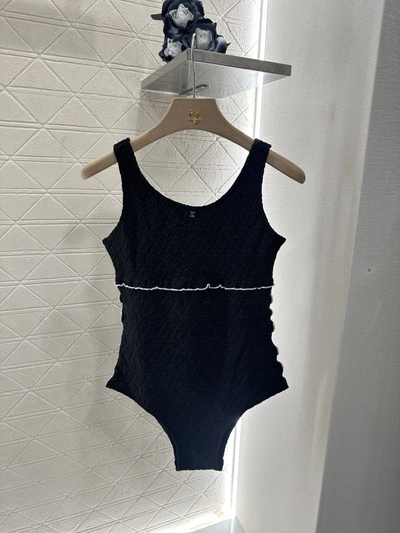 Chanel Vest Supportive 108483